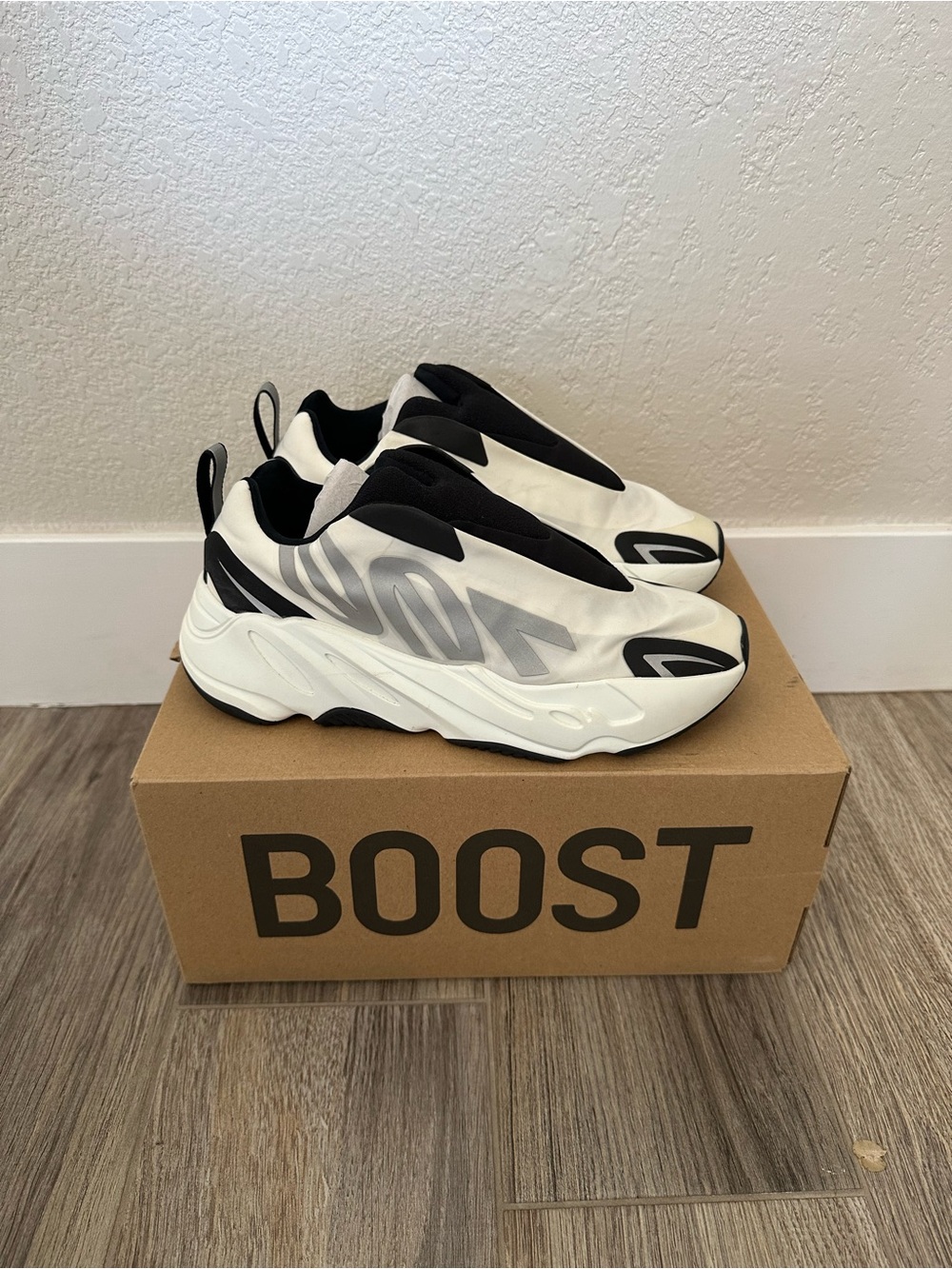 Yzy 700 MNVN Wave Runner Sneakers in White and Black